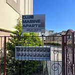 Club Marine 4* Одеса