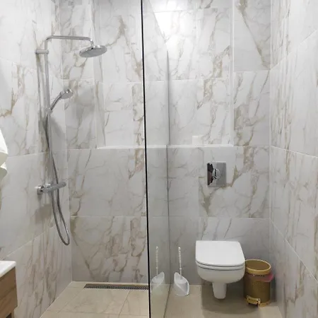 Club Marine Aparthotel 4*